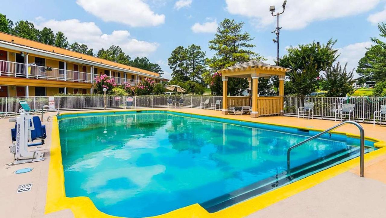 Magnuson Hotel Little Rock South Екстер'єр фото