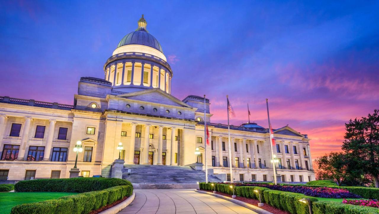 Magnuson Hotel Little Rock South Екстер'єр фото